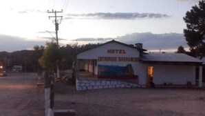 Fachada de la propiedad