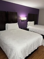 遮光窗帘、熨斗/熨板、免费 WiFi、床单