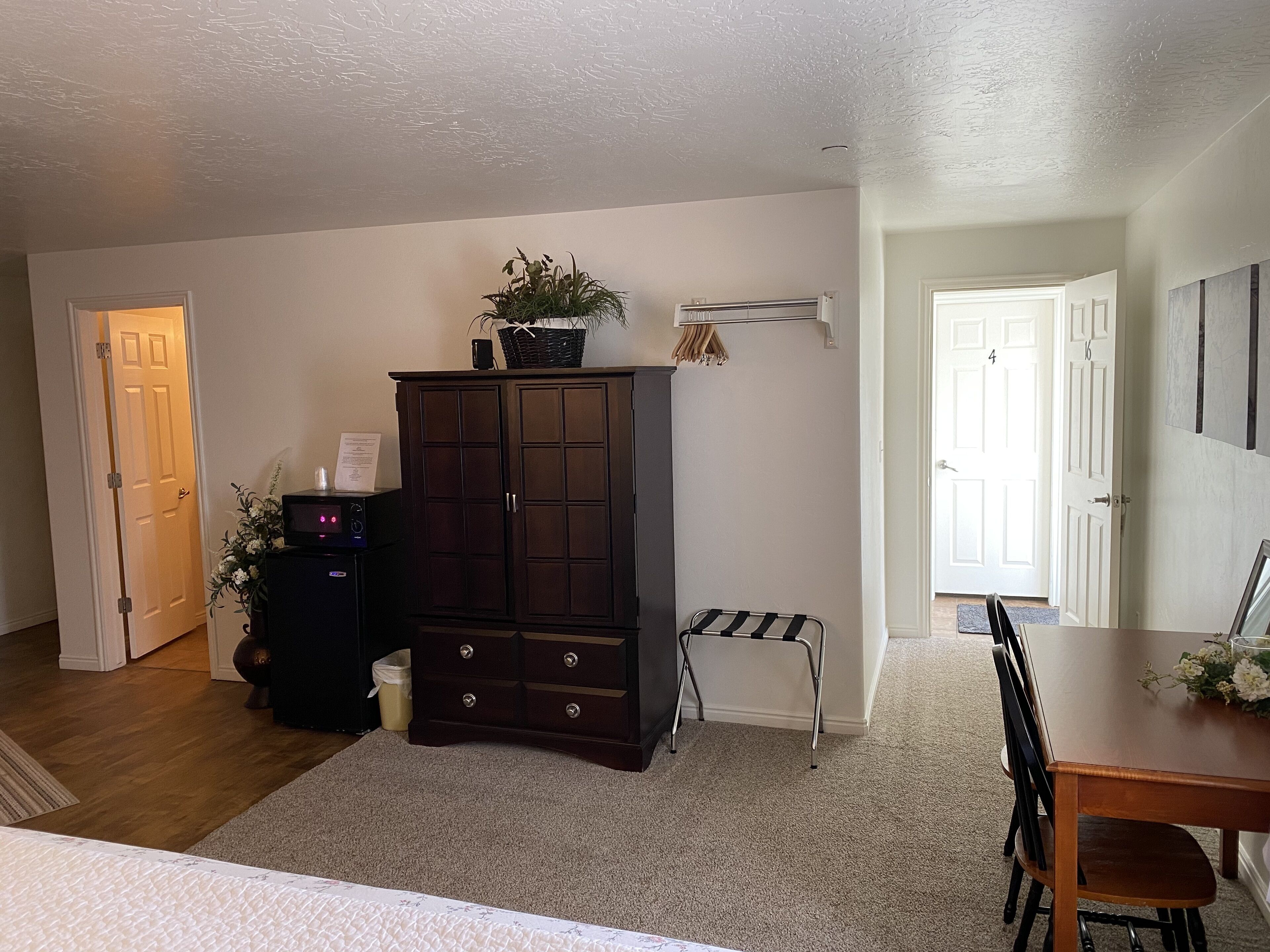 honeymoon studio suite, non smoking, garden view | memory-foam beds, blackout curtains, iron/ironing board, free wifi