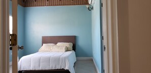 4 عدّة غرف نوم ومكتب ومكواة/لوح كي وواي فاي مجانًا