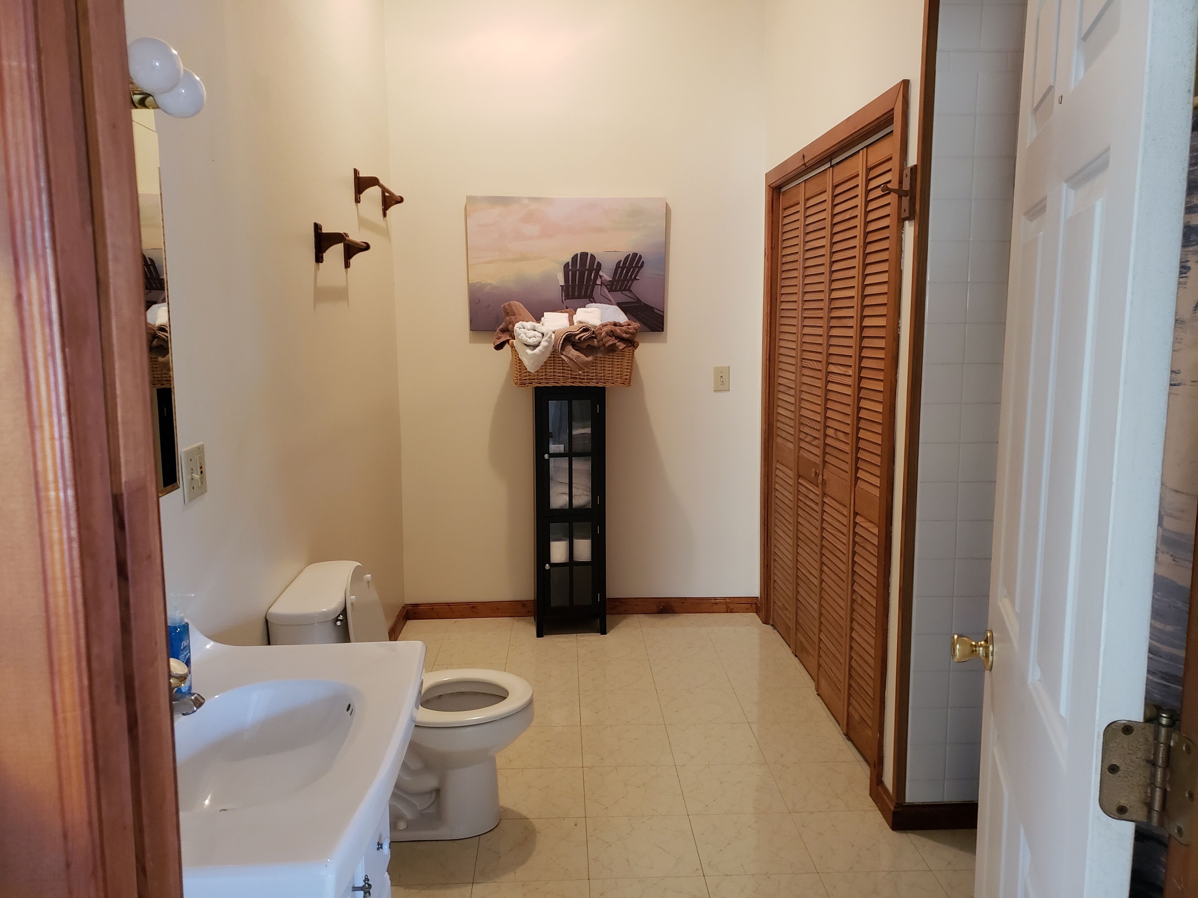 Private apt approx 20 from Sabraton/Morgantown & 30 mins from Stadium/ Evansdale