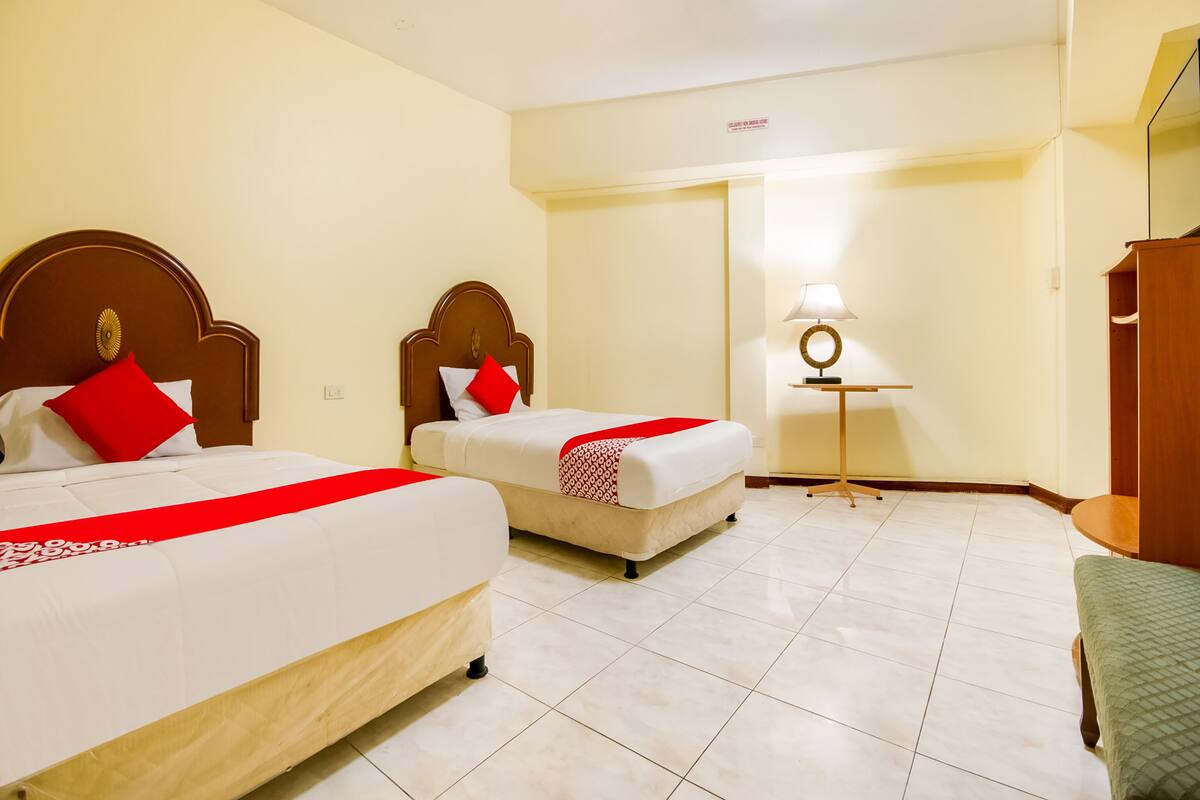 Free WiFi, bed sheets