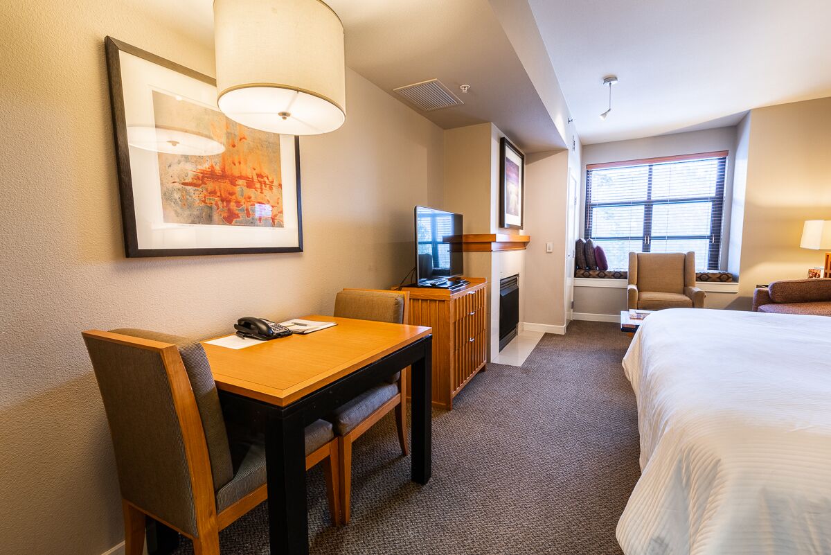 Luxury Condo at Village Monache - With Canyon Lodge Ski Locker