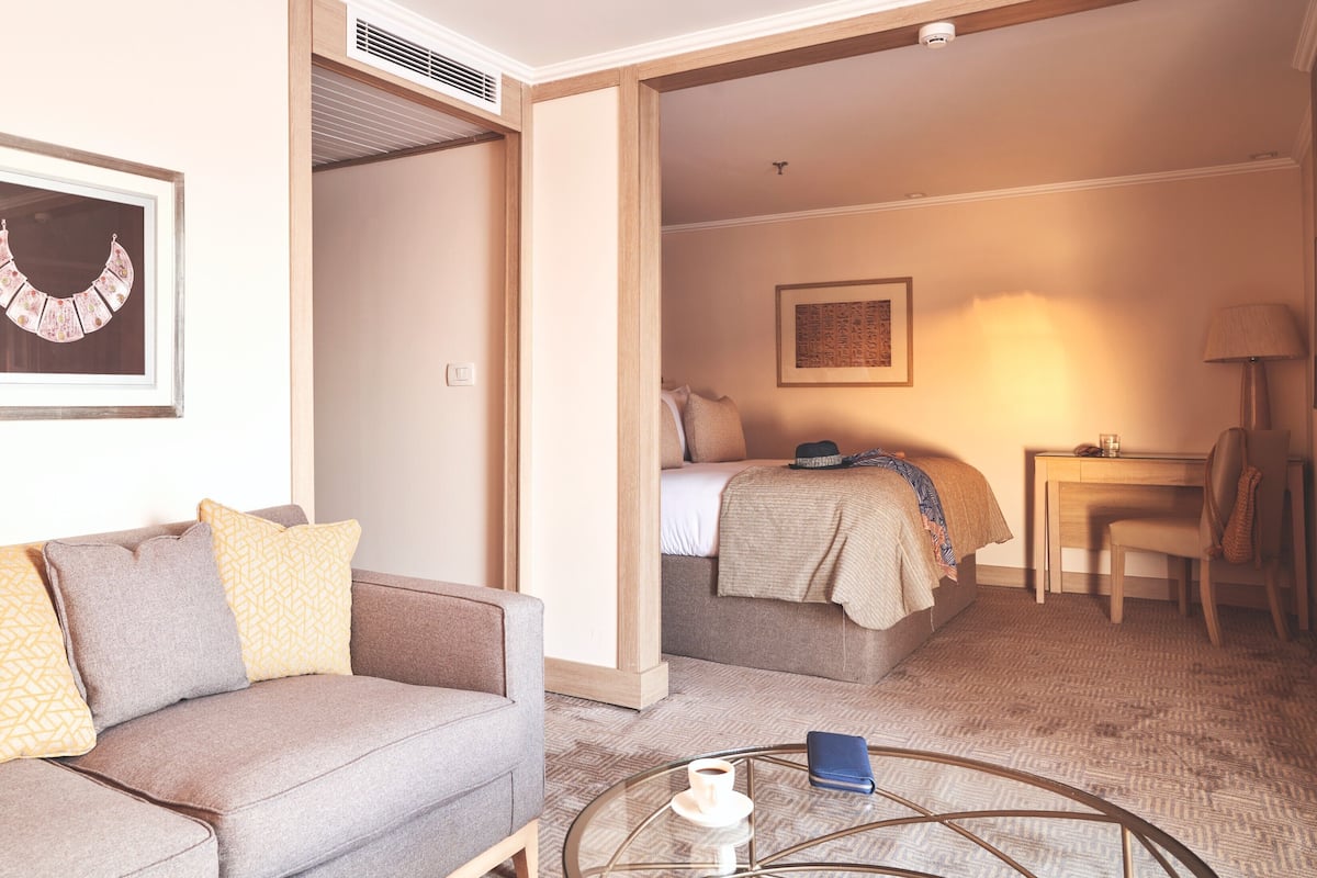 Suite | Minibar, Zimmersafe, Verdunkelungsvorhänge