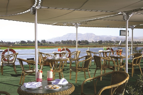 Sundeck
