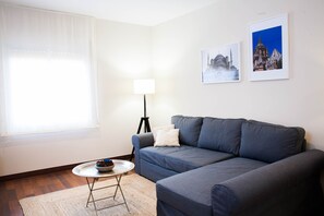 TV - Apartment next to Las Tendillas with garage (Córdoba)