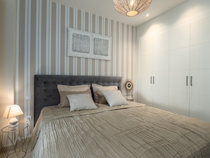 3 chambres, chambres insonorisées, fer et planche à repasser