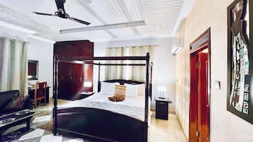 7 camere, una cassaforte in camera, ferro/asse da stiro, Wi-Fi