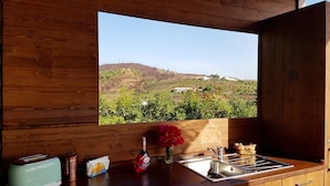 Deluxe Bungalow, Valley View (Portugal Antigo) | Private kitchenette