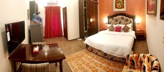 HAYYAT LUXURY APARTMENT