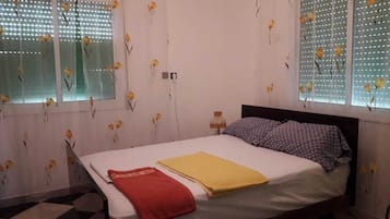 Room | Free WiFi