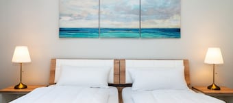 Bella casa per le vacanze con terrazza, sedia a sdraio, camino e sauna finlandese