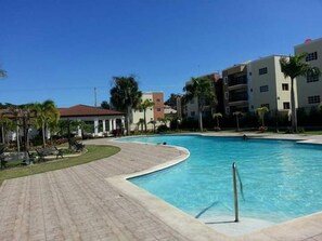 3 indoor pools, outdoor pool