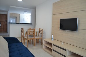 Smart TV, table football