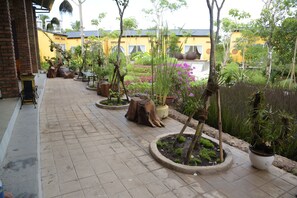 Property grounds - Binh Minh Ecolodge (Binh Minh)