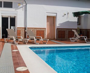 Piscina externa, piscina aquecida