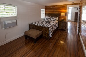 Panoramic Condo | 1 bedroom, Egyptian cotton sheets, premium bedding, Select Comfort beds - Bayview house (Key West)