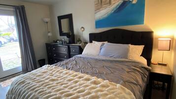 1 slaapkamer, een bureau, een strijkplank/strijkijzer, gratis wifi