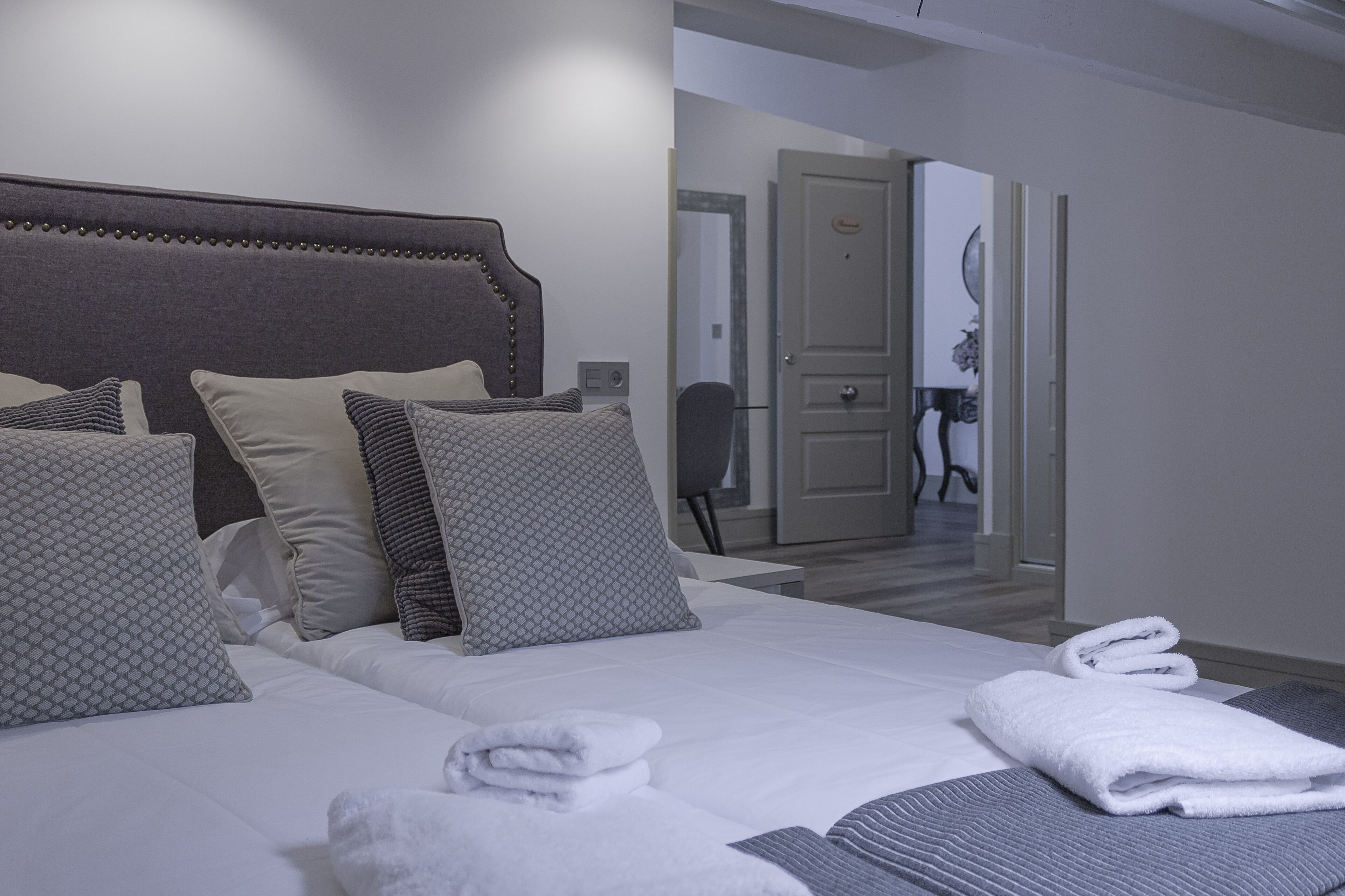 Cozy accommodation in the center of Cangas de Onis for 16 pax. Abego House (2nd)