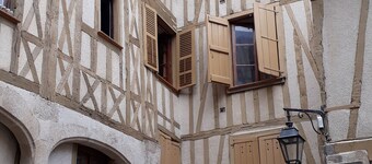 Idyllinen 2 makuuhuoneen kivitalo Limousinin kylässä 5 minuutin päässä Chateauponsacista