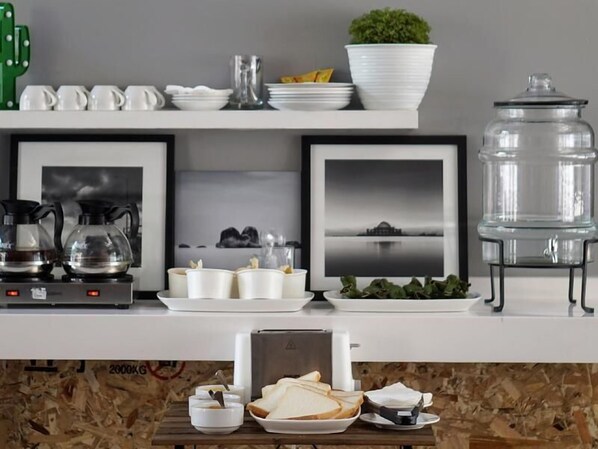 Fridge, microwave, stovetop