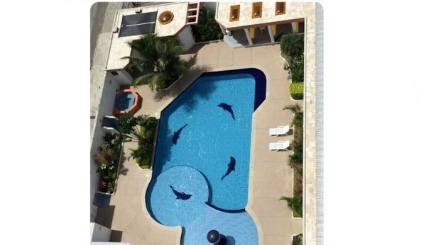 Pool - Departamento en piso 11 con terraza (Esmeralda)