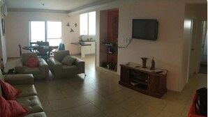 TV - Departamento en piso 11 con terraza (Esmeralda)