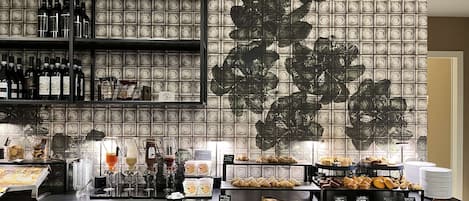 Daily buffet breakfast (EUR 10 per person)