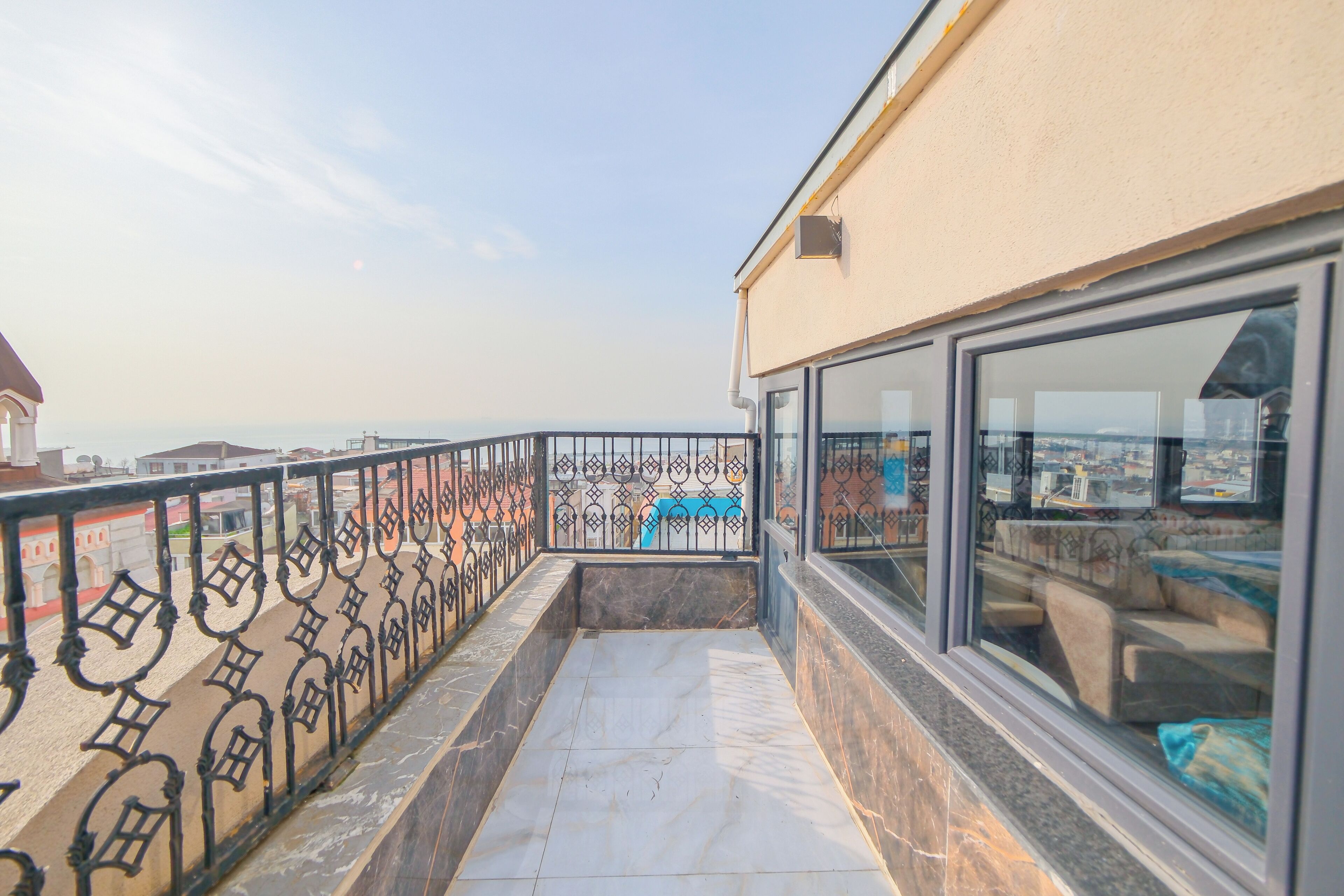 Exclusive Triple Room | Premium bedding, in-room safe, individually decorated, desk