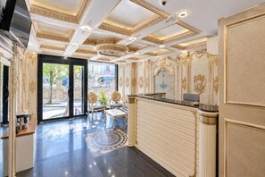Reception - Grand Kavi Hotel (Istanbul)