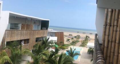 Departamento equipado con vista al mar