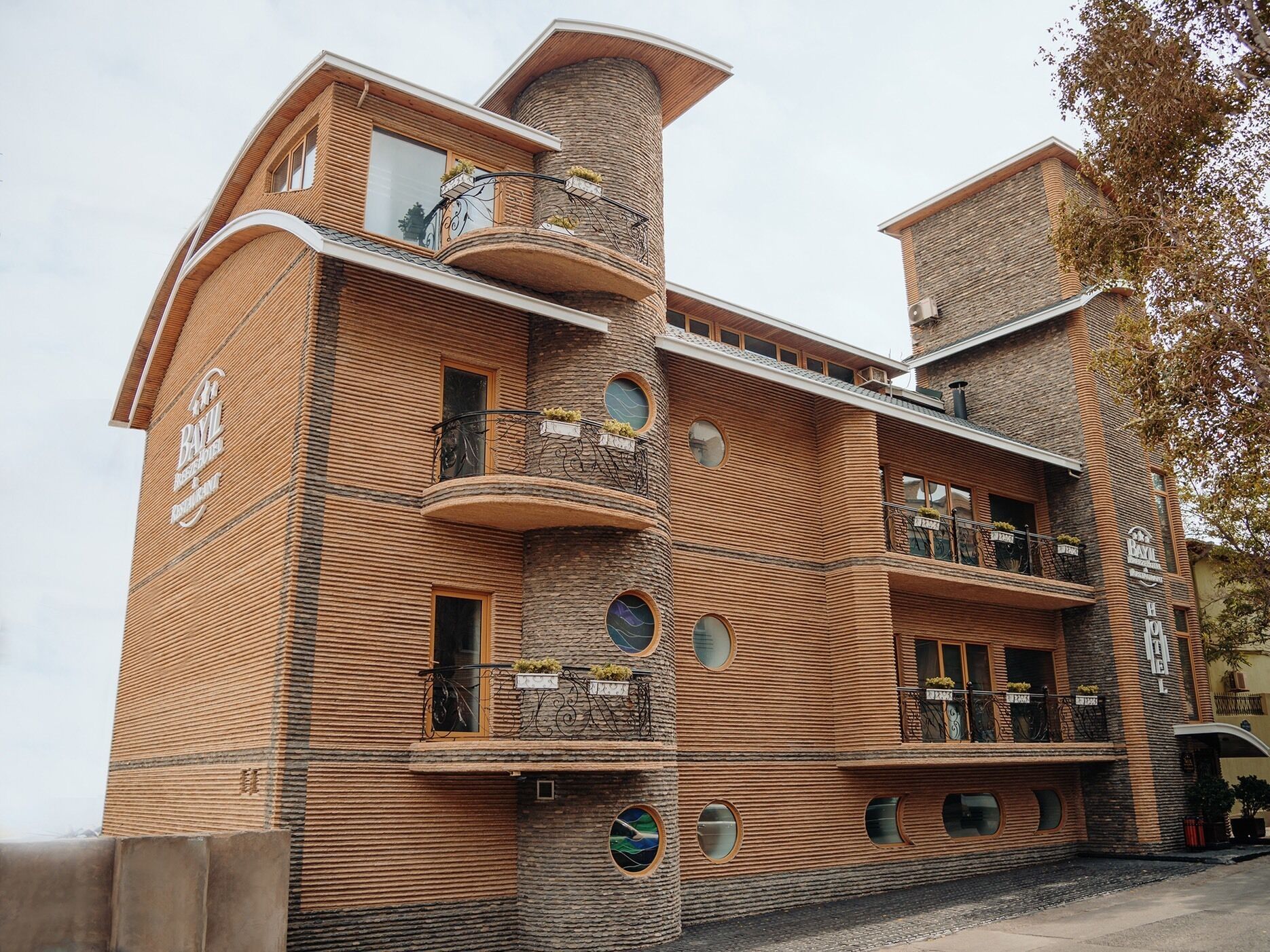 Foto - Bayil Breeze Hotel & Restaurant