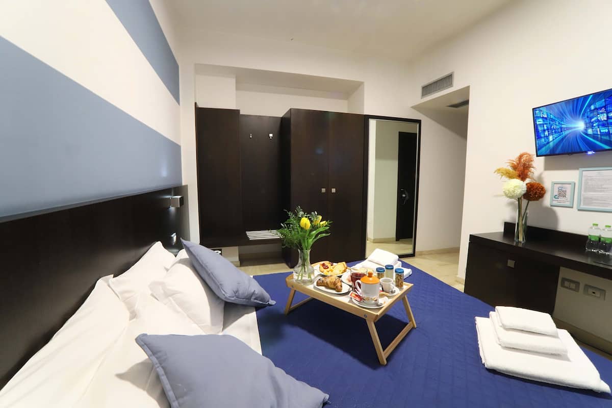 classic double or twin room | 1 bedroom, desk, laptop workspace, blackout curtains