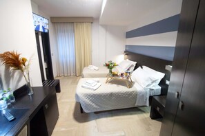 Classic Double or Twin Room | Desk, laptop workspace, blackout drapes, free WiFi - Albergo Cantiani (Ancona)