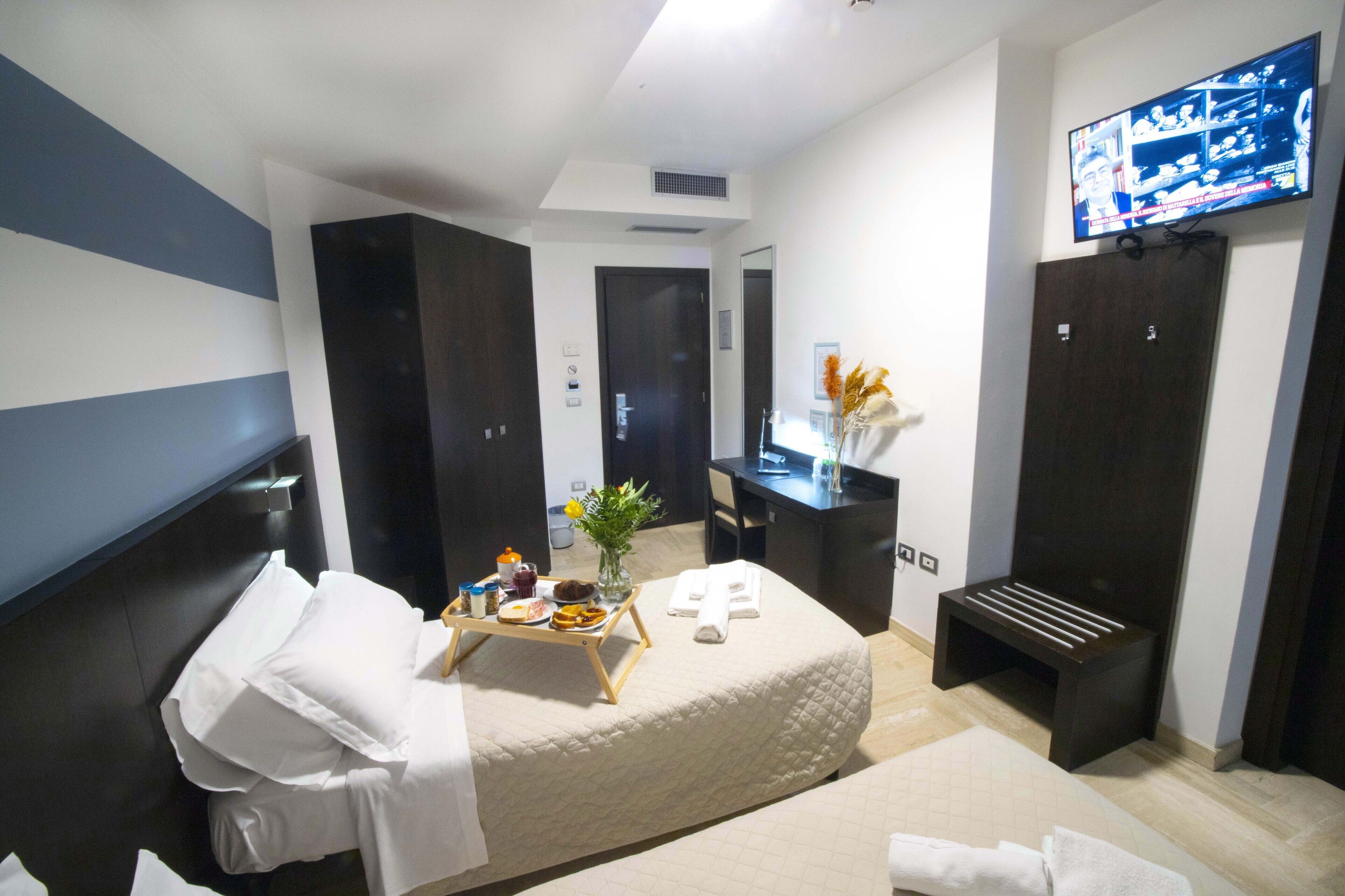 classic double or twin room | 1 bedroom, desk, laptop workspace, blackout curtains