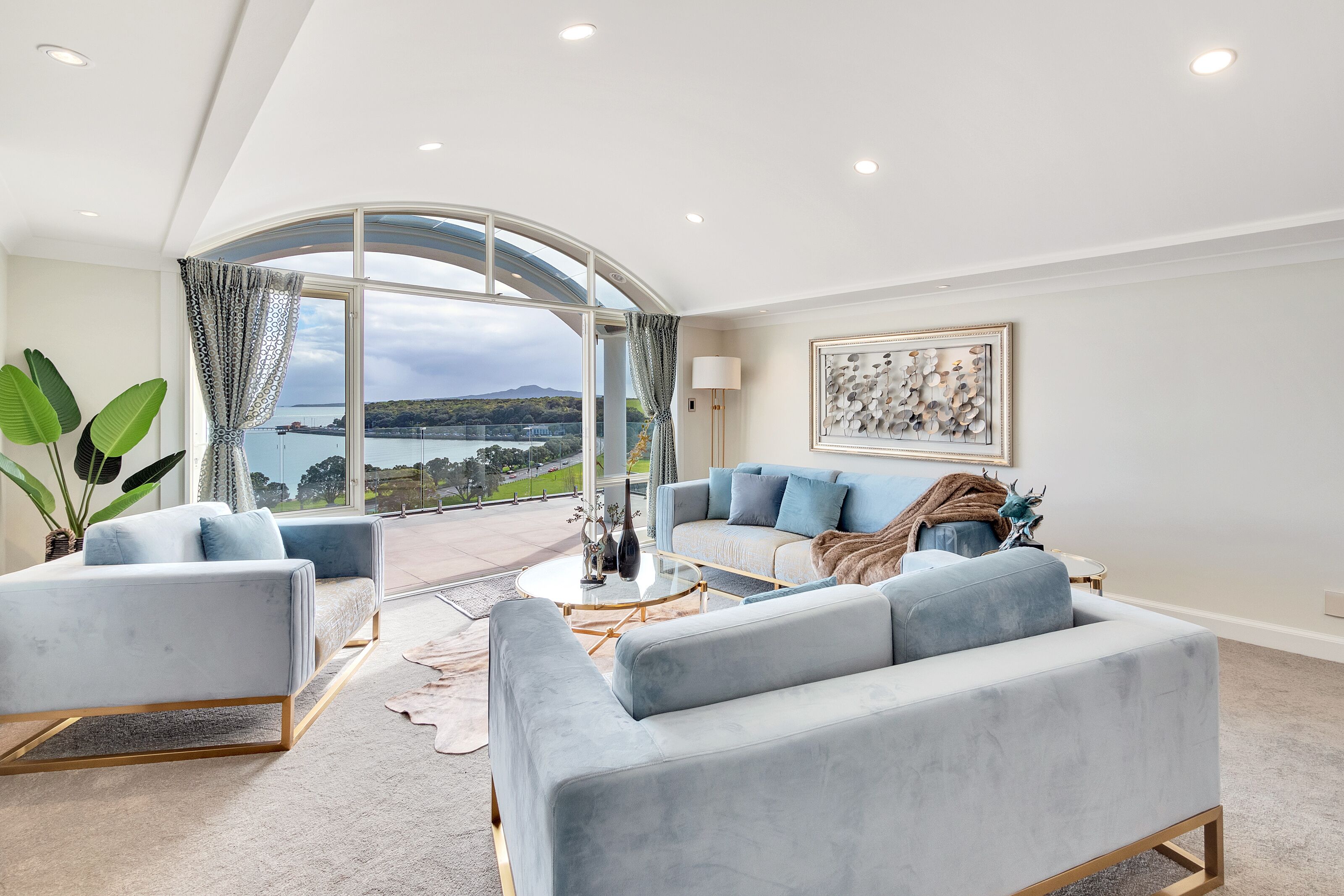 Magnificent Harbour View Villa in Orakei
