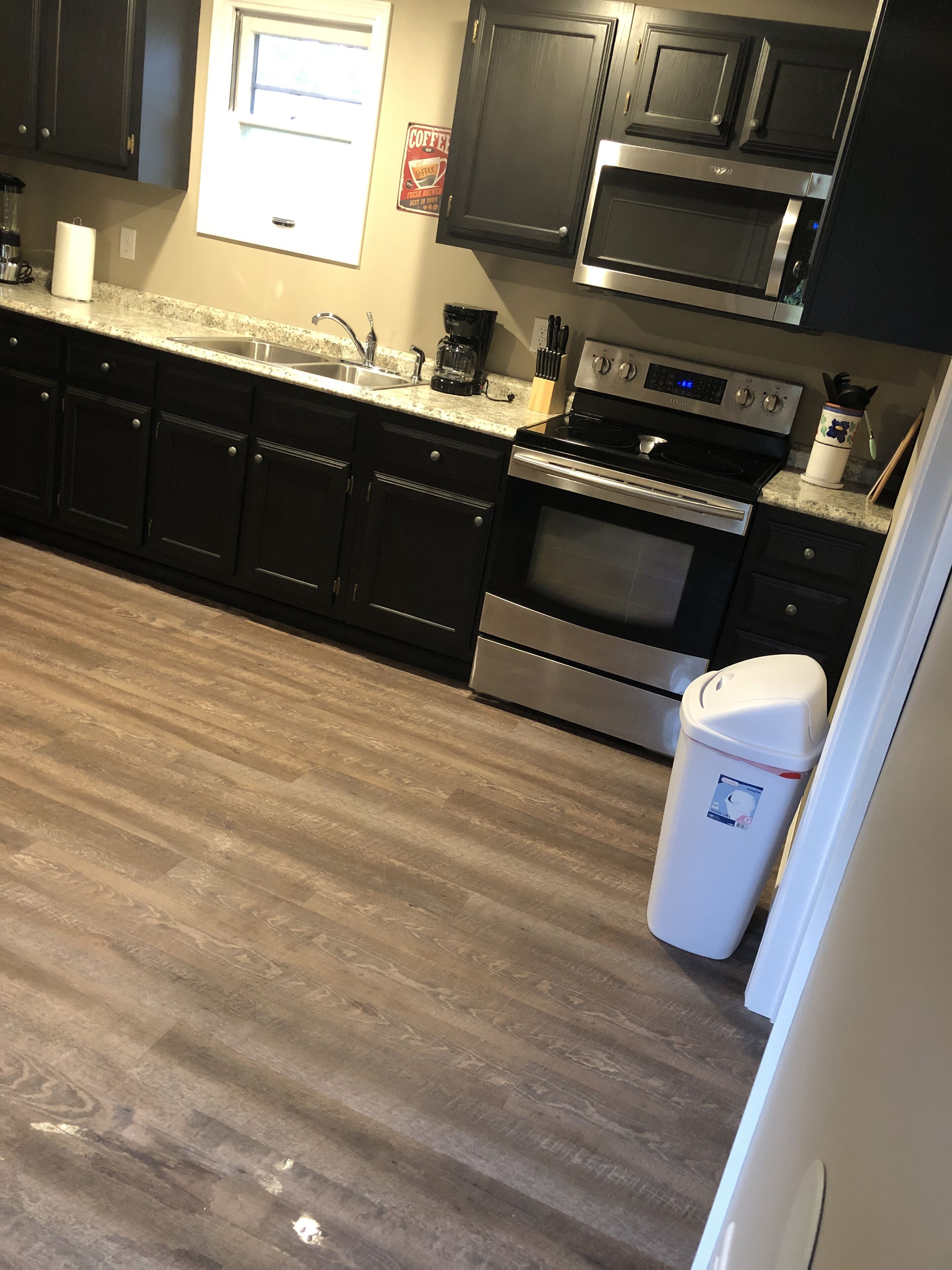 Sunset View Cabin - Lake Norfork with large lakefront deck and yard