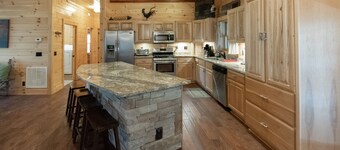 Cabine moderne à distance de marche du lac Nantahala