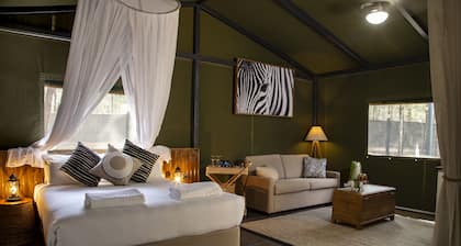 Zoofari Lodge at Taronga Western Plains