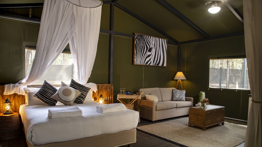 Zoofari Lodge at Taronga Western Plains