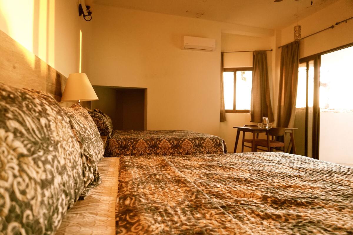 In-room safe, individually decorated, individually furnished, desk