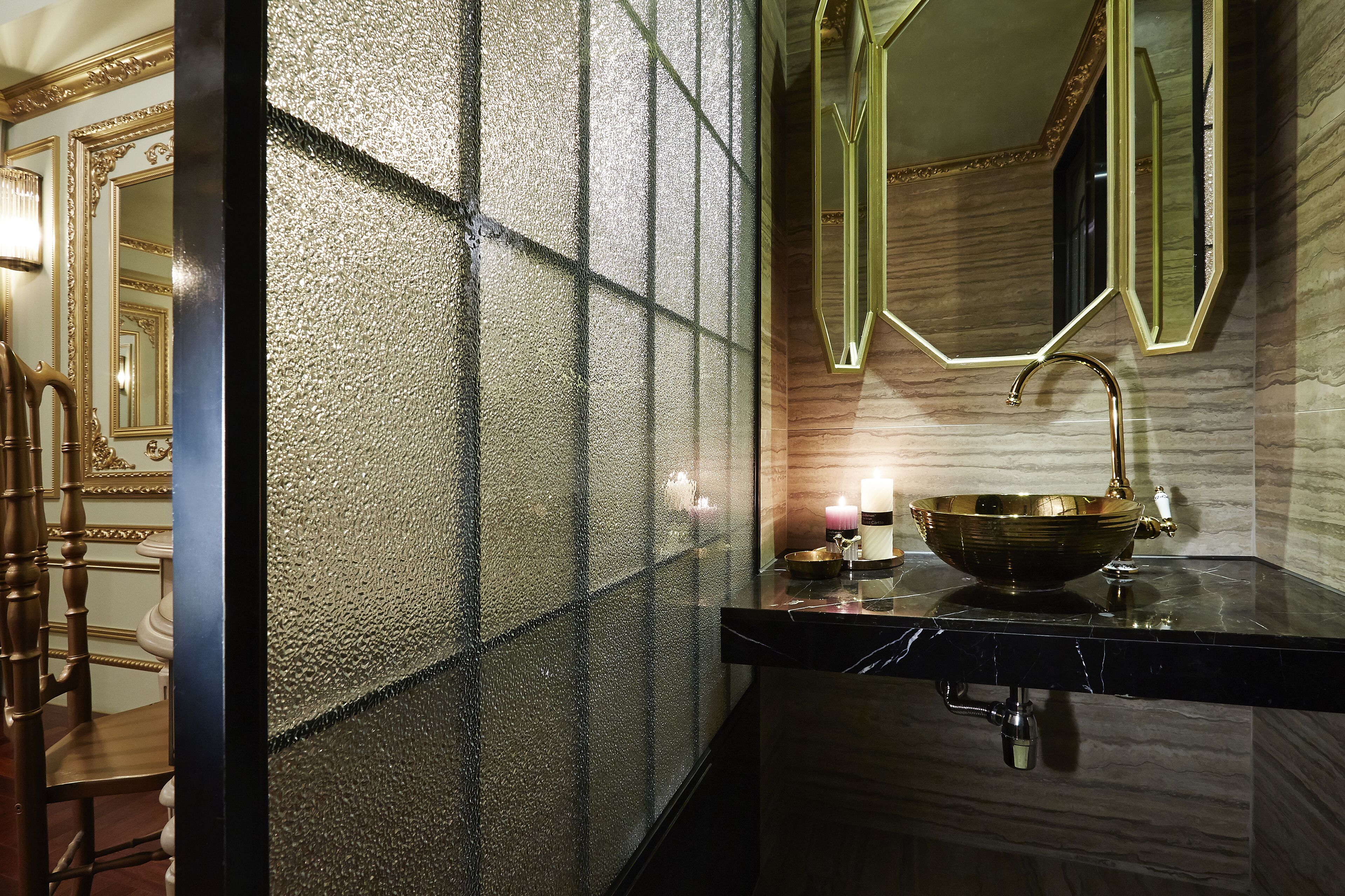 premium double room | bathroom sink