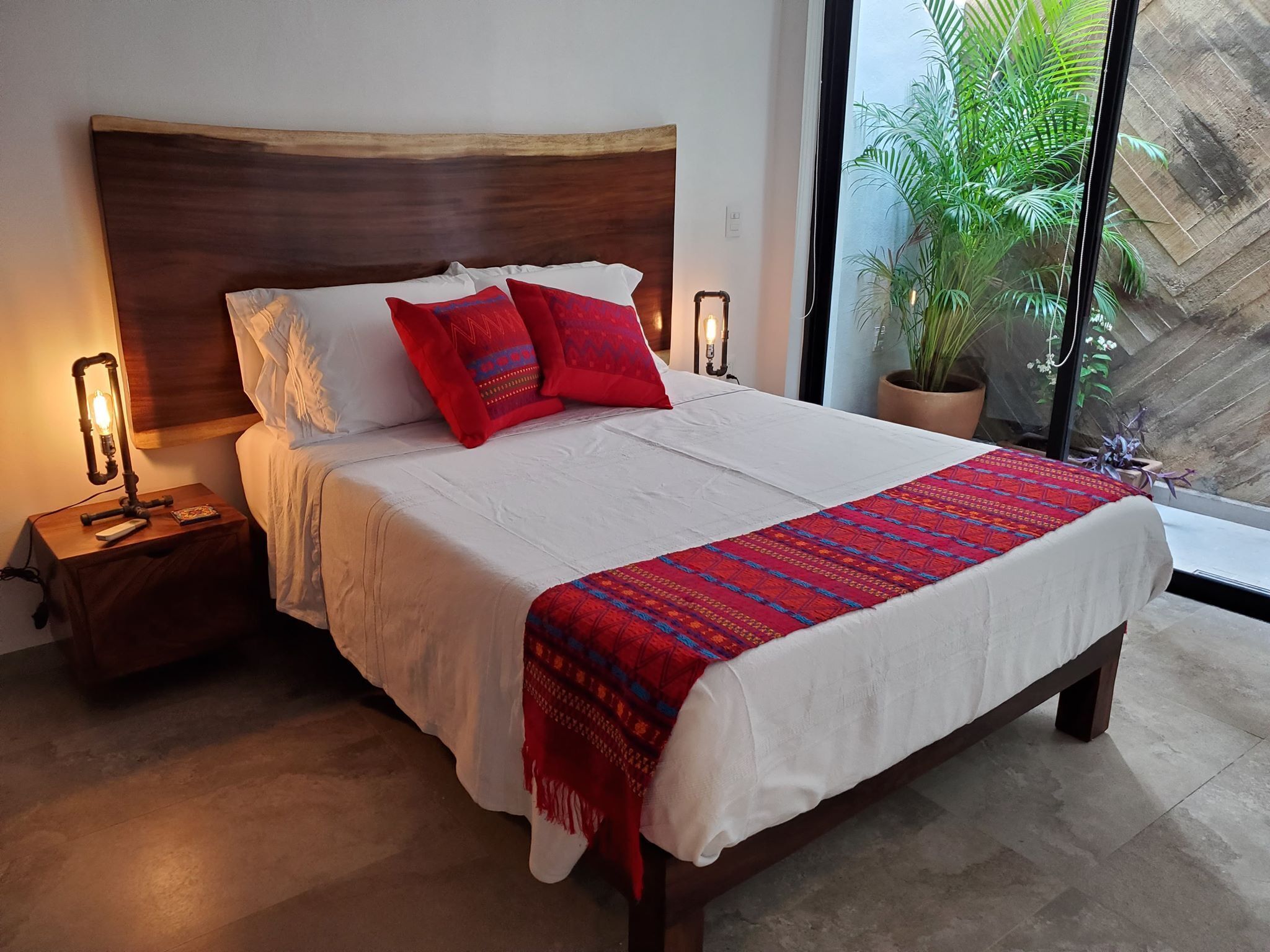 Cozy 1 bedroom in brand new building no stairs