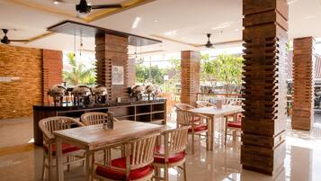 Daily continental breakfast (IDR 60000 per person)