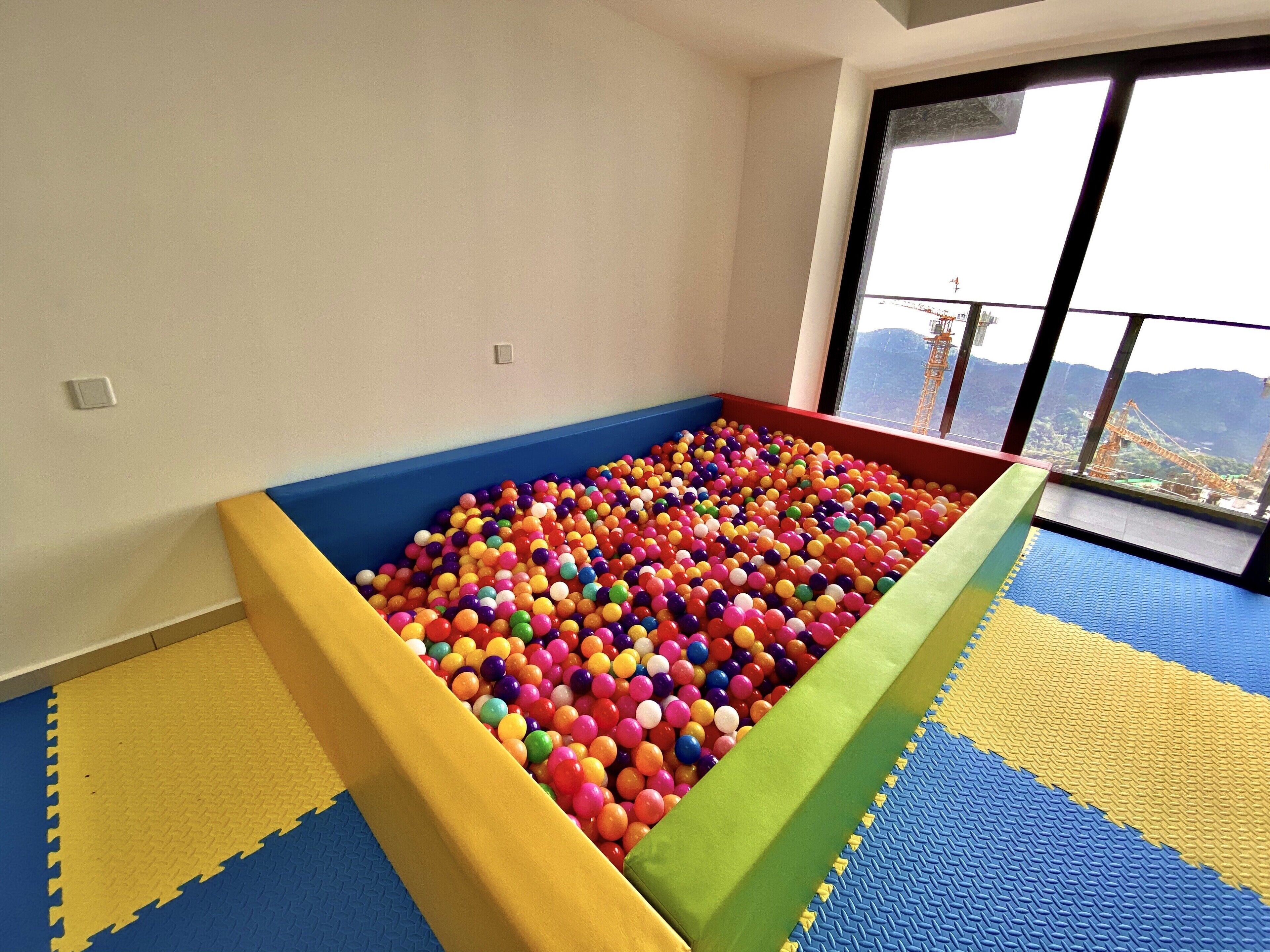 children’s play area – indoor
