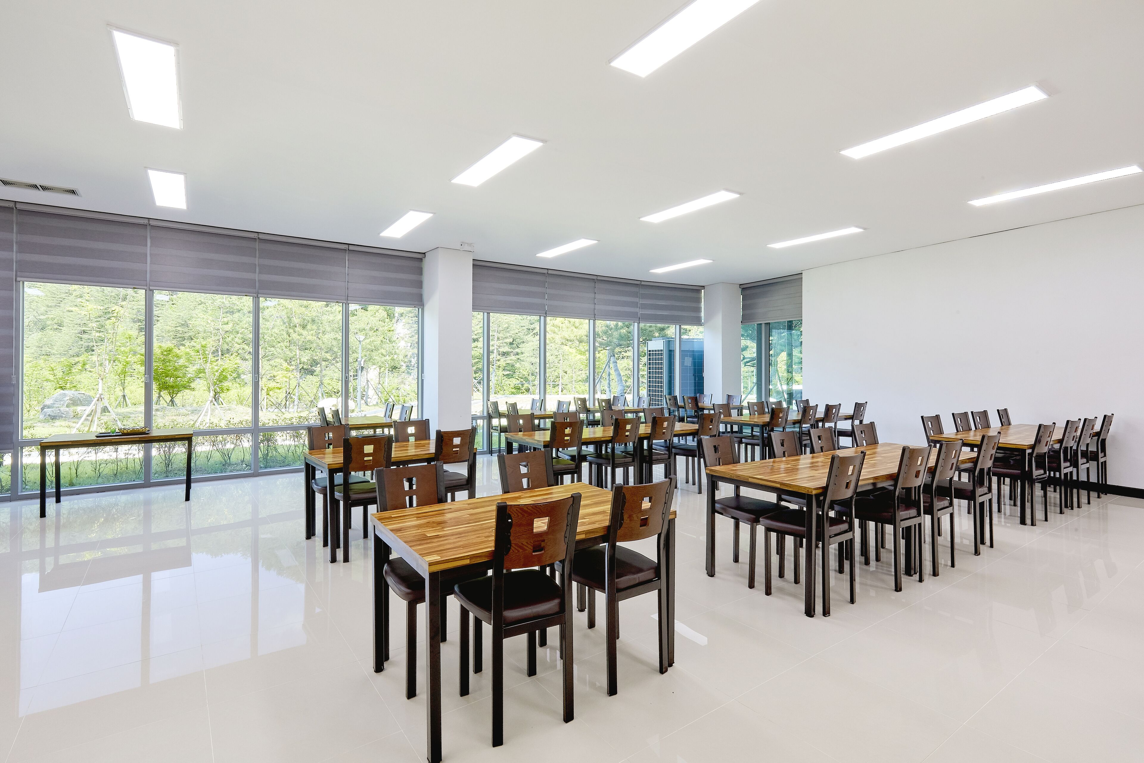 free daily local cuisine breakfast