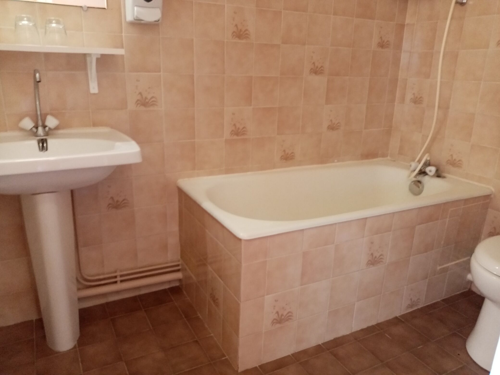 economy double room, sea view | individually decorated, individually furnished, desk, free wifi