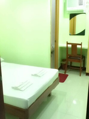 Wifi gratis y ropa de cama