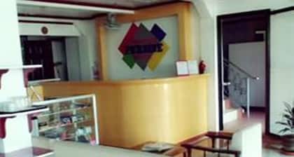 Princess Perrine Suites