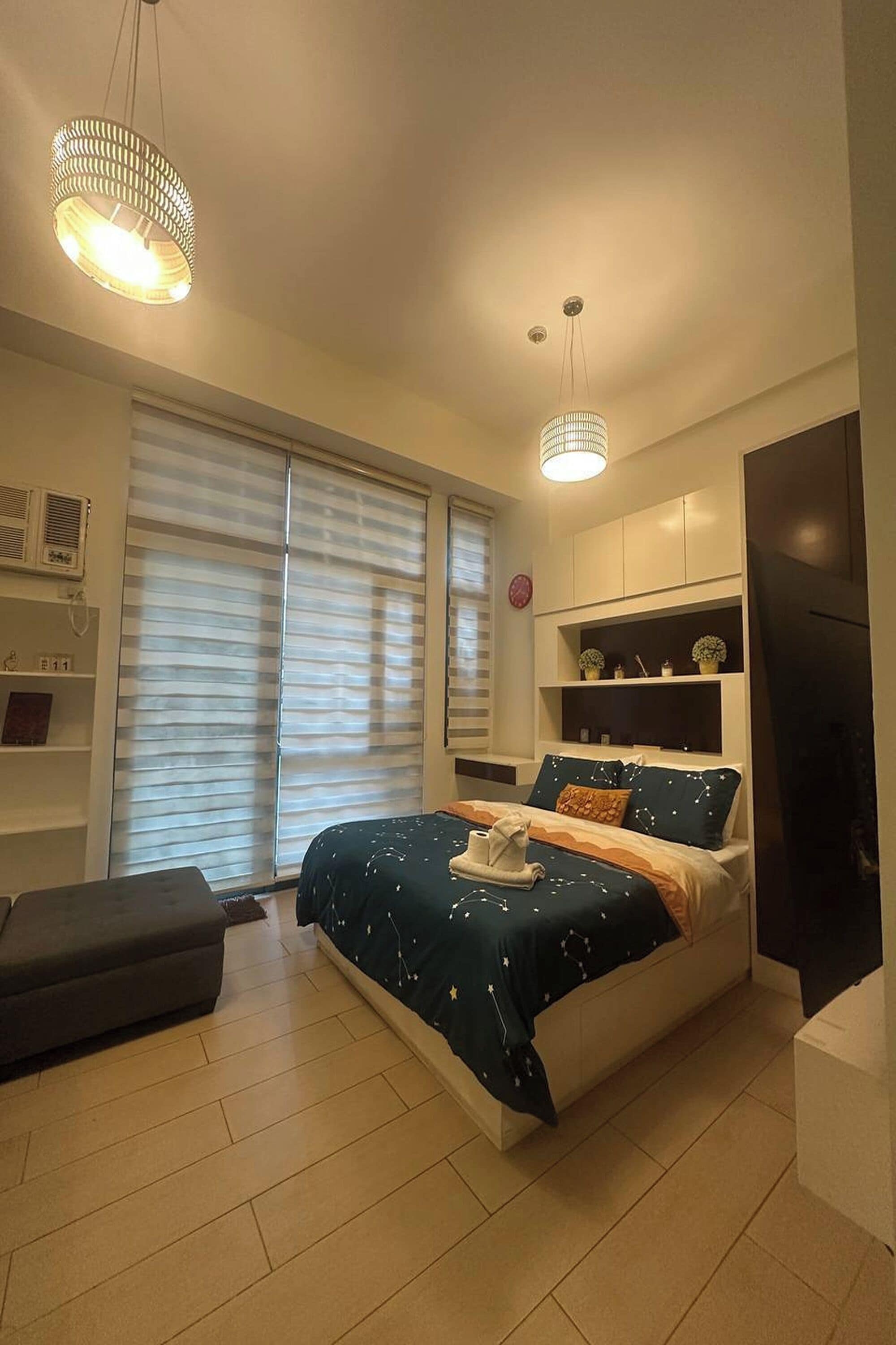 Estúdio, 1 cama King | Roupas de cama premium, ferros/tábuas de passar roupa, Wi-Fi de cortesia